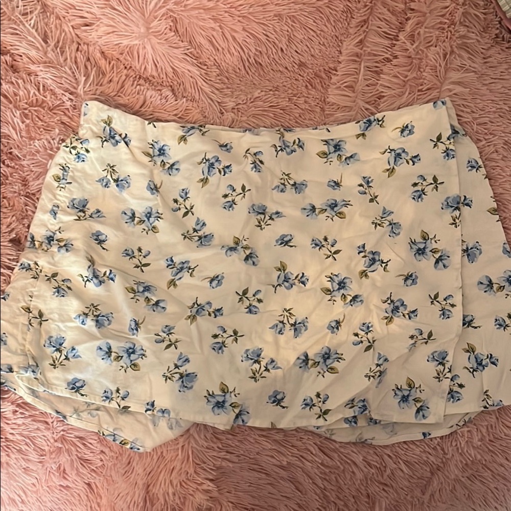 Floral Cream Skort